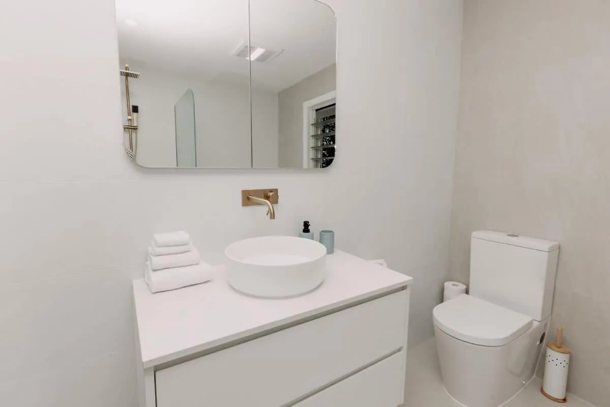 'Wrigley House' - Pool Jaccuzi Dog Friendly Villa Maroochydore 0*,  Australia
