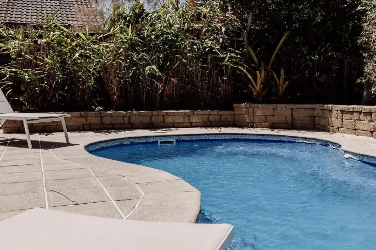 Holiday home 'Wrigley House' - Pool Jaccuzi Dog Friendly Villa Maroochydore
